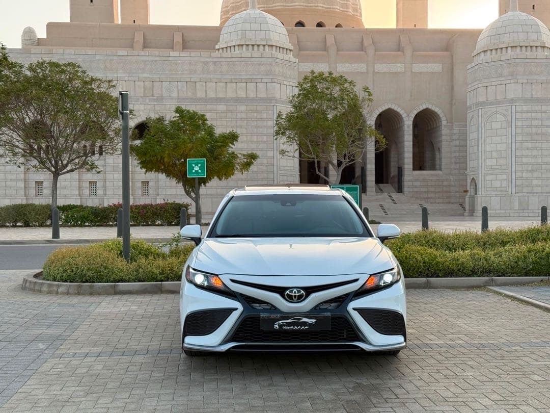 تويوتا كامري إس إي 2022
