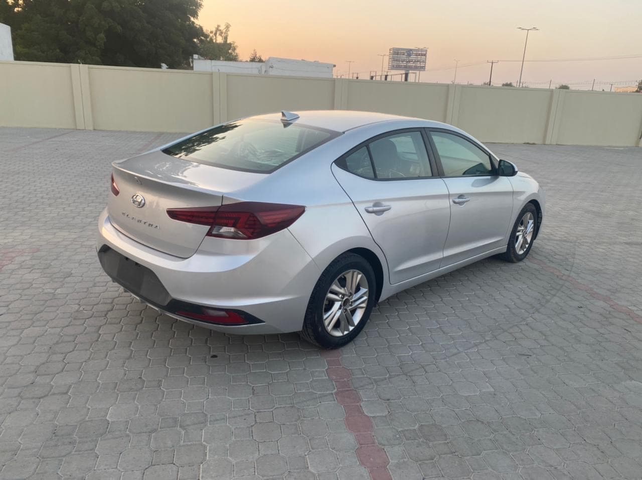 هيونداي إلنترا ليمتد 2019