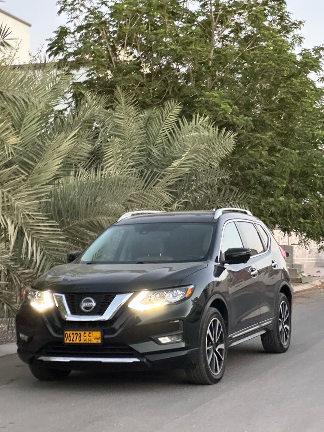 نيسان روغ إس إل 2019